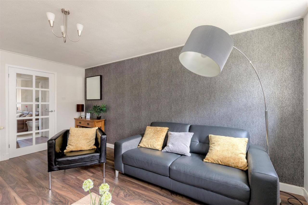 Stunning 1 Bed At Holyrood Palace & Arthurs Seat 爱丁堡 外观 照片