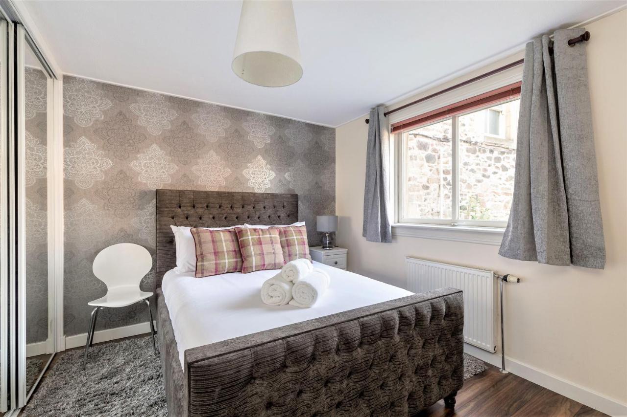 Stunning 1 Bed At Holyrood Palace & Arthurs Seat 爱丁堡 外观 照片