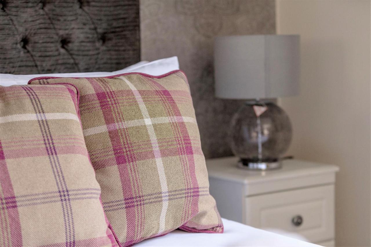 Stunning 1 Bed At Holyrood Palace & Arthurs Seat 爱丁堡 外观 照片