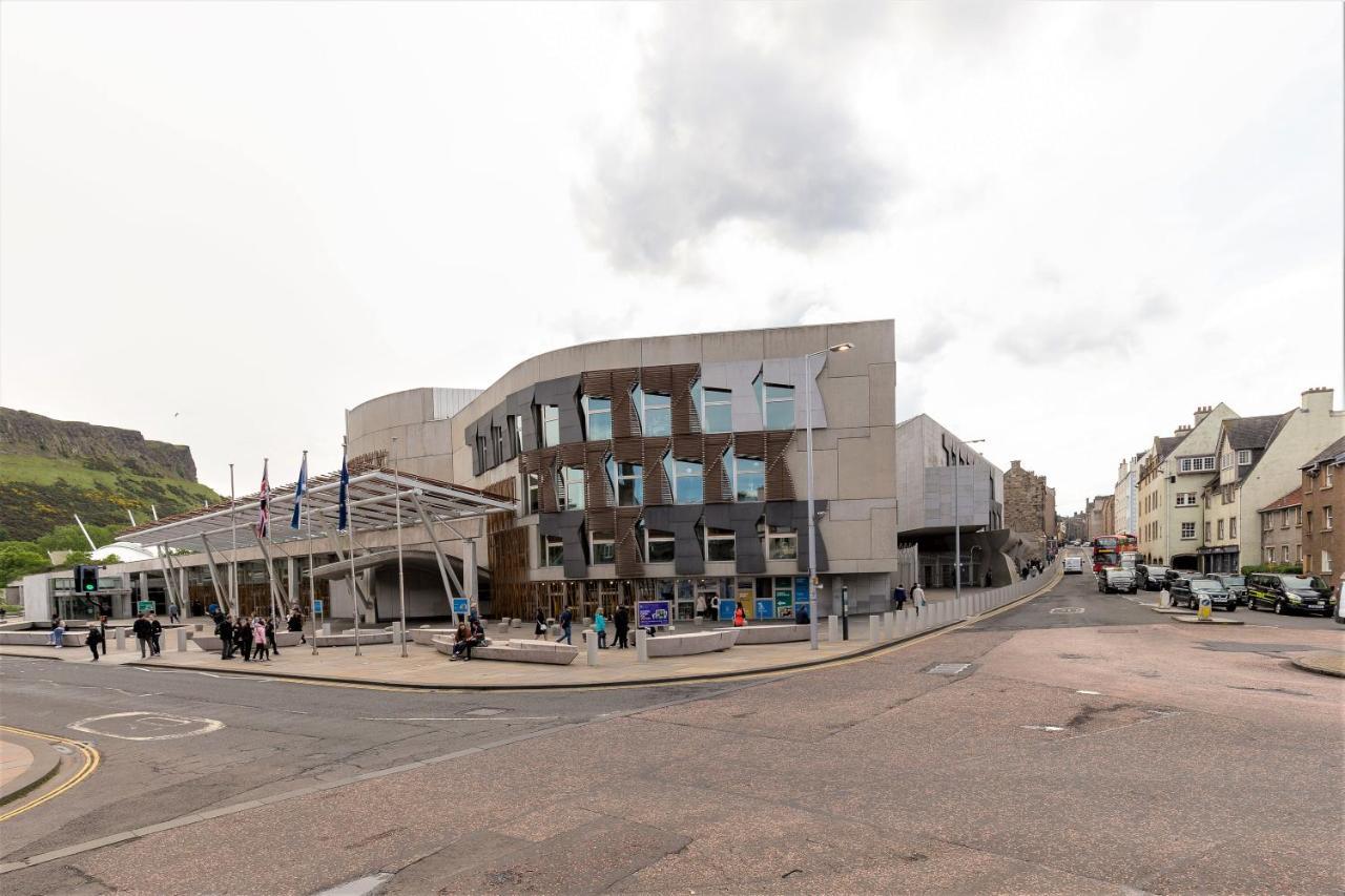 Stunning 1 Bed At Holyrood Palace & Arthurs Seat 爱丁堡 外观 照片
